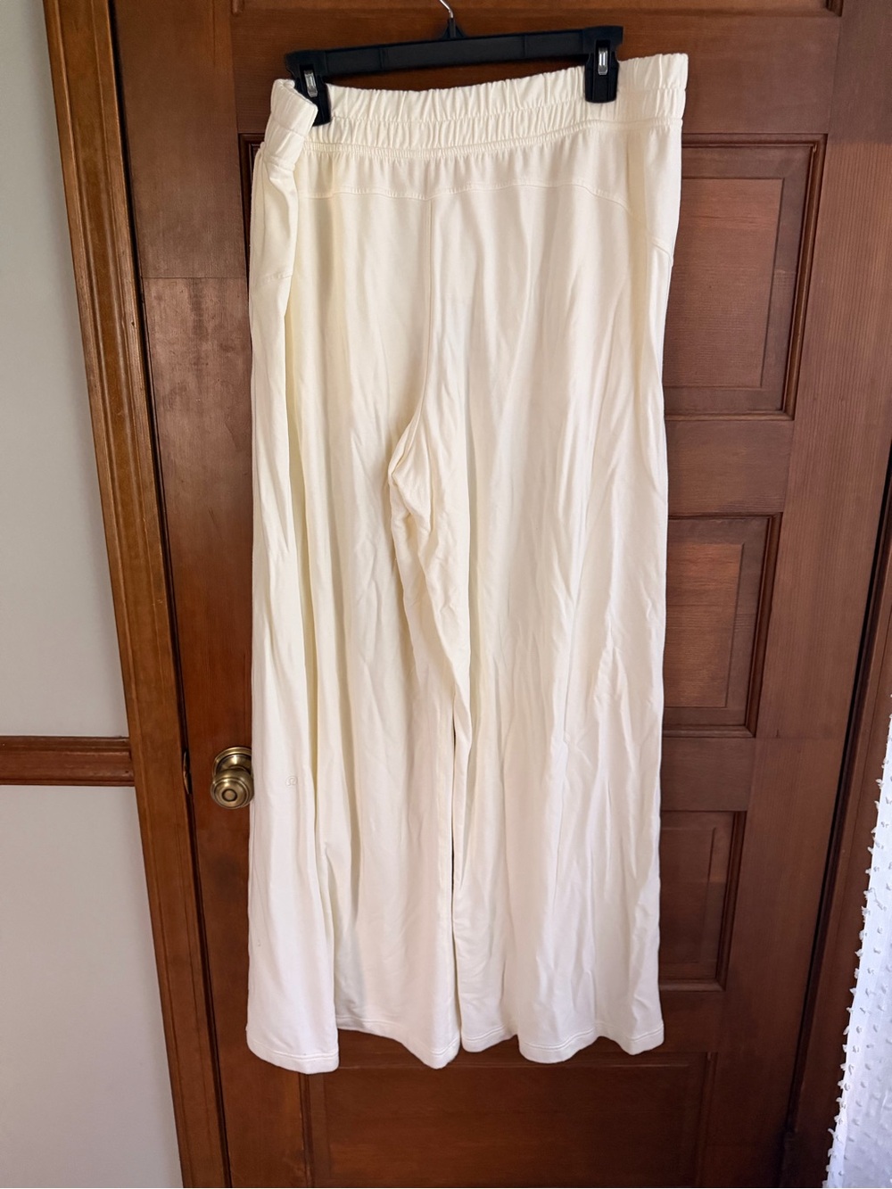 LULULEMON BE CALM MID RISE WIDE LEG PANT IN COCONUT IVORY - Picture 6 of 9